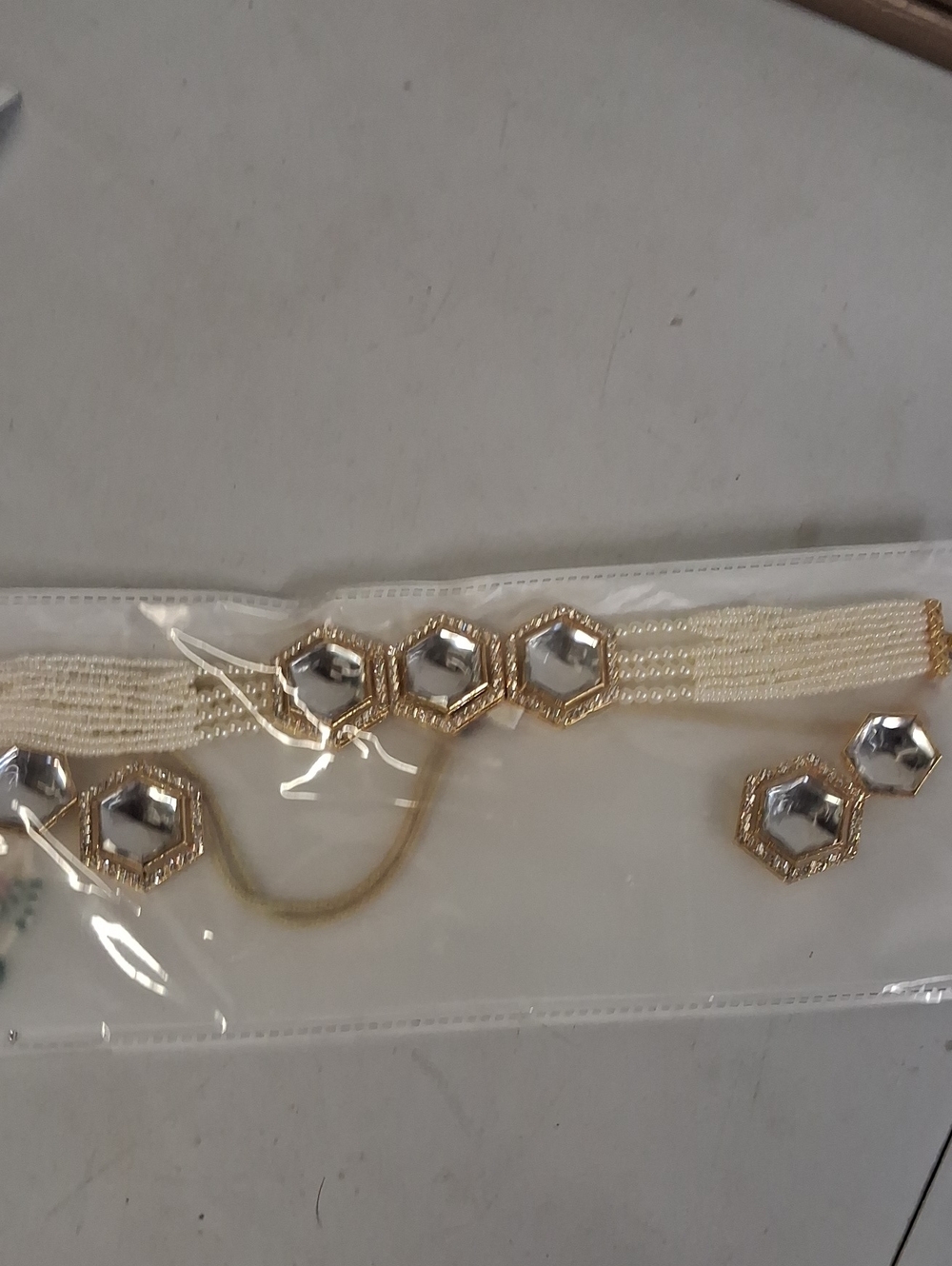 NWT Multistrand White Bead & Hexagon Choker crystal Pendants & Matching Earrings